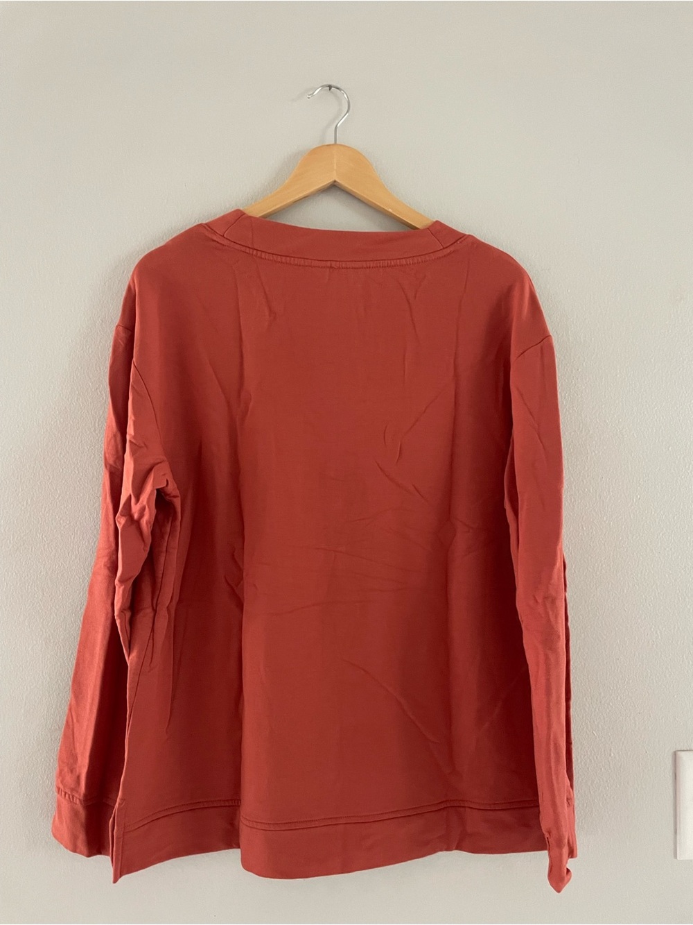 Orvis Rust Orange V-Neck Sweater - Picture 2 of 5